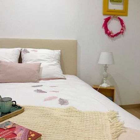Atelier Des Vidaux Bed & Breakfast Saint-Aunes Room photo
