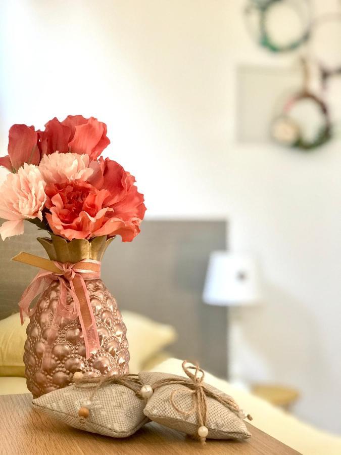Atelier Des Vidaux Bed & Breakfast Saint-Aunes Exterior photo